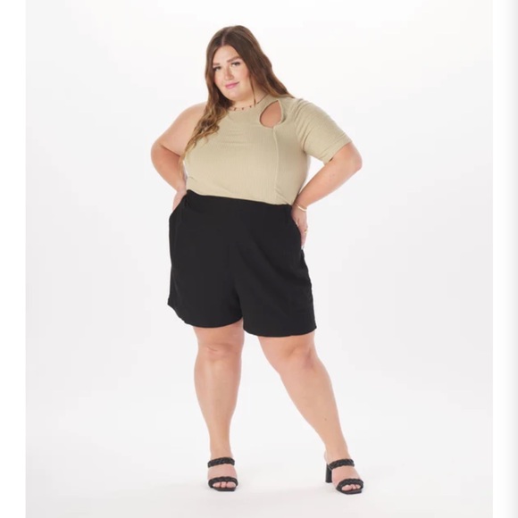 "Sammy" Viscose Cut-Out Top in Taupe - Picture 4 of 5